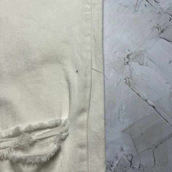 Free People SIZE 28 x 25 Distressed Crop Jeans White Straight Fray Hem Knee - Picture 8 of 10